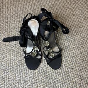 Stunning rare 90s vintage y2k kitten heels strappy